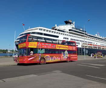Riga Sightseeing: Red Bus Hop-On Hop-off "Grand Tour"