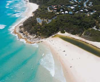 Brisbane: Stradbroke Island Tour - Beaches, Wildlife & Vibes