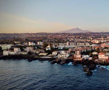 Catania: City Highlights Walking Tour