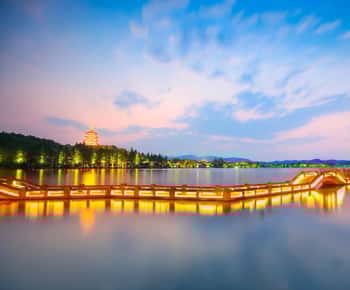 Hangzhou: Lago Oeste e Plantação de Chá Meijiawu - Excursão de 2 dias