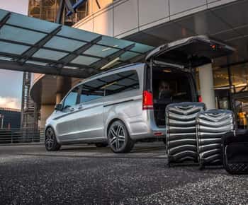 Private Transfer: Calafate Airport to City Center
