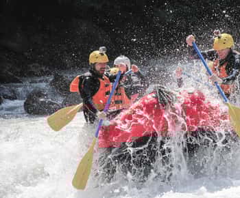 Von Interlaken aus: Lütschine Fluss Wildwasser-Rafting