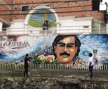 Medellín: Private Pablo Escobar Tour mit Seilbahnfahrt