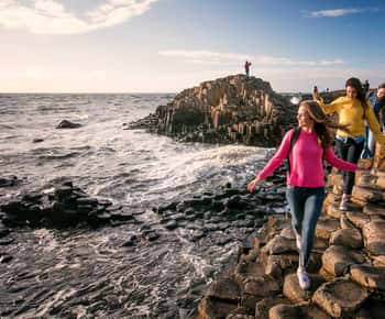 Von Belfast aus: Giant's Causeway Guided Day Tour With Castles