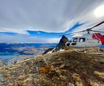 Panoramiczny lot helikopterem z lądowaniem w Alpach
