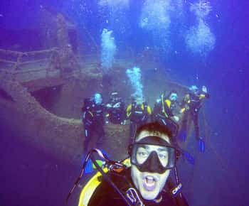 Salou: Fun Scuba Dive with Instructor (No License Needed)