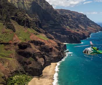 Lihue: Deluxe Waterfall Safari Helicopter Tour