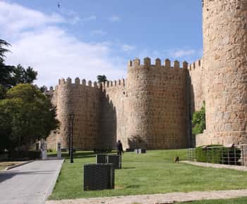 De Madrid: Excursão de 1 dia a Ávila e Segóvia