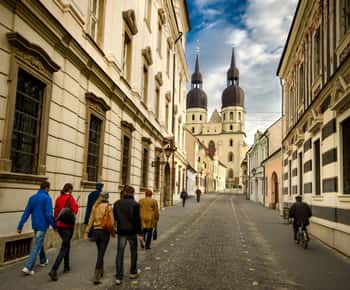 Von Bratislava: Halbtagesausflug nach Trnava mit Zugtickets