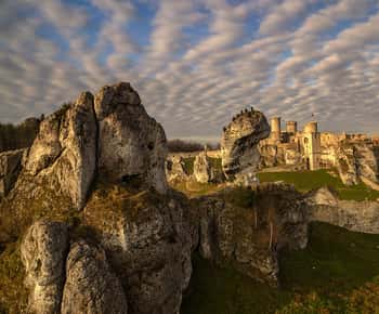 From Krakow: Ojców National Park & Ogrodzieniec Castle Tour