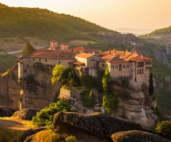 Meteora: Kloosters Tour, Lunch en Athene Transfer Optie