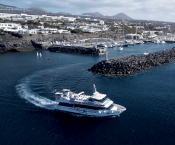 Lanzarote: Trasferimento in barca da Puerto del Carmen a Puerto Calero