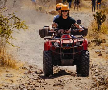San Miguel de Allende: Tour Compartido de Aventura en Cuatrimoto y Tirolesa