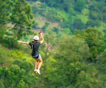 Pai: A melhor aventura de tirolesa na selva