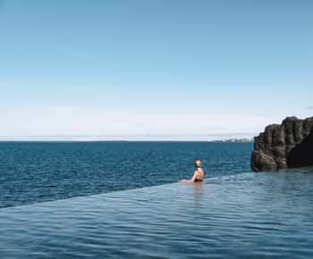 Islande : Circuit de plongée en apnée à Silfra et combiné avec le Sky Lagoon Spa