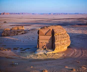 AlUla: Hegra, Dadan and Ikmah Highlights Tour