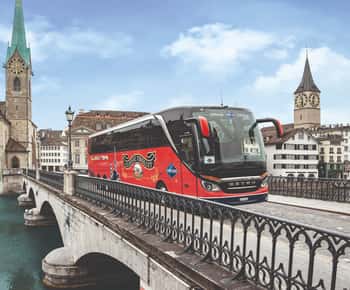 Zurique: City Tour de ônibus com audioguia e cruzeiro pelo lago