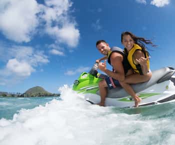 Oahu: Tandem Jet Ski Adventure on Maunalua Bay