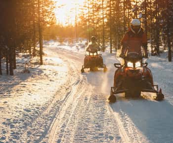 Ylläs: Snowmobile Tour to Arctic Snow Village & Snack