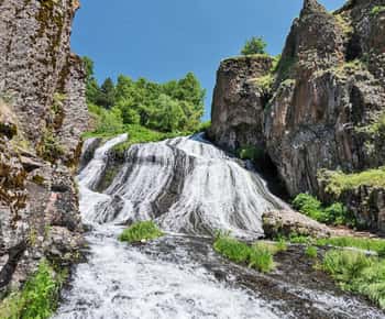 Group Tour: Hayravank, Noratus, Selim, Winery, Jermuk
