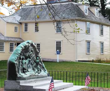 From Boston: Full-Day Historical Lexington & Concord Tour