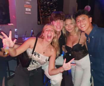 Tel Aviv: Pub Crawl och nattlivstur med Shots