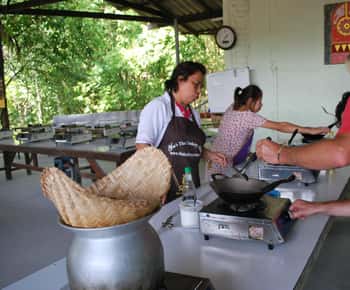 Krabi: aula noturna de culinária tailandesa no Ya's Cookery