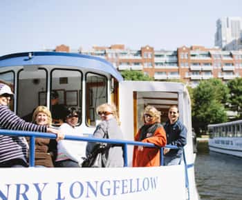 Boston: Charles River Sightseeing Cruise