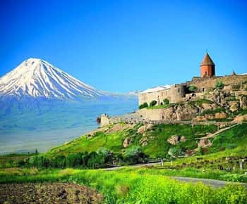 Private tour to Khor Virap, Noravank, and Tatev