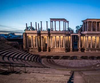 Merida: Römisches Theater und Amphitheater Guided Tour