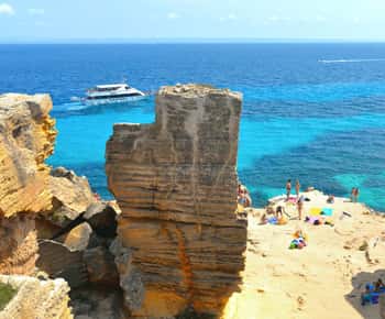 Von Trapani aus: Kreuzfahrt nach Favignana und Levanzo mit Mittagessen