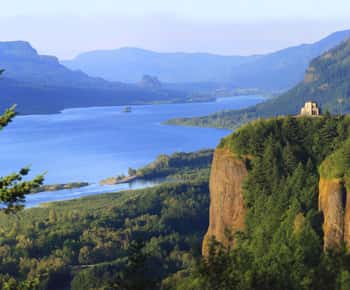 From Portland: 7 Wonders of the Gorge Jetboat Cruise