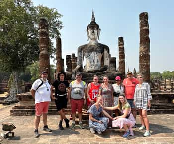 Sukhothai: Parque Histórico y Ruta Ciclista por el Campo