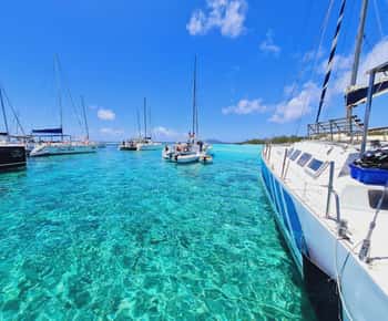 Ilot Gabriel: Katamarankryssning och BBQ-lunch