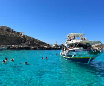 Málta: Comino, Kék- és Kristálylagúna, Gozo és tengeri barlangok