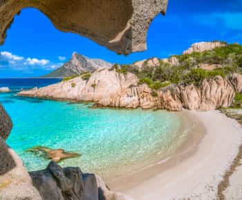 Olbia: Tavolara en Molara snorkelen rondvaart
