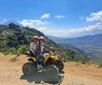Antigua : Tour de montagne en quad avec entrée à Hobbitenango