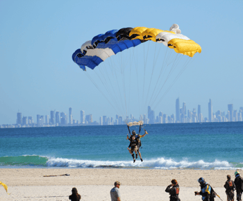 Gold Coast: Tandem ejtőernyős ugrás