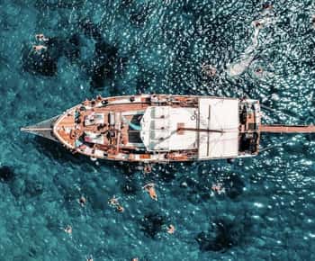 Naxos: Rina Cave-Koufonisi Cruise & Rina Cave Swim with BBQ