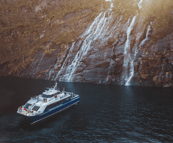 Bergen: Mostraumen Fjord & Wasserfall-Kreuzfahrt