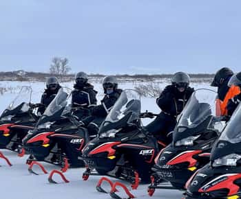 Reykjahlid: aventura em moto de neve no lago Mývatn