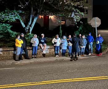 Mystic: Guided Ghost Tour of Downtown Mystic at Night