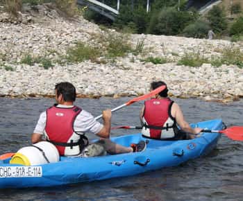 Descenso del río Sella en canoa
