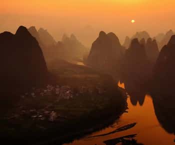 Yangshuo/Guilin: Ganz- oder Halbtag Xianggong Hill Sonnenaufgang