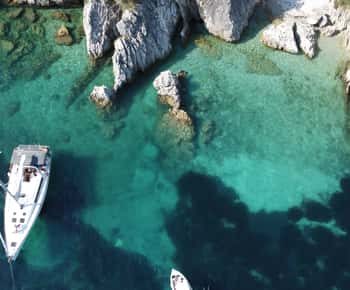 Gouvia: Zeiltocht op het eiland Corfu met snack en frisdrank
