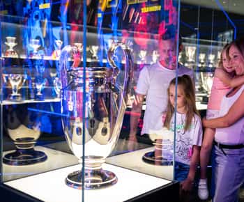 FC Barcelona Müzesi "Barça Sürükleyici Tur" Bileti
