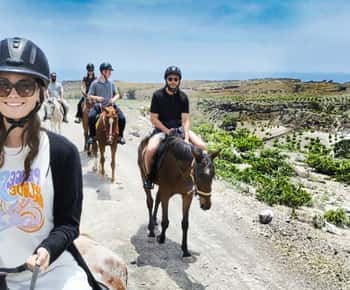 Akrotiri: Viagem de 1 dia com passeio a cavalo guiado até à praia
