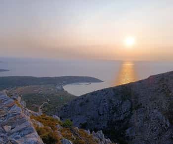 Chios: Private Sunset Hiking Tour to Lithi beach