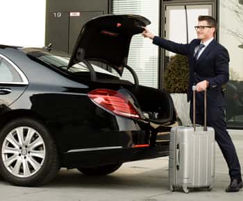 Cairo: Private One-Way or Return Airport Transfer Service
