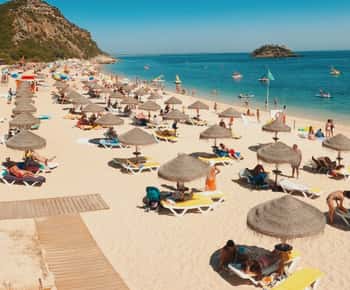 Lissabon: Kajakpaddling med snorkling och strandlounge/upphämtning tillgänglig